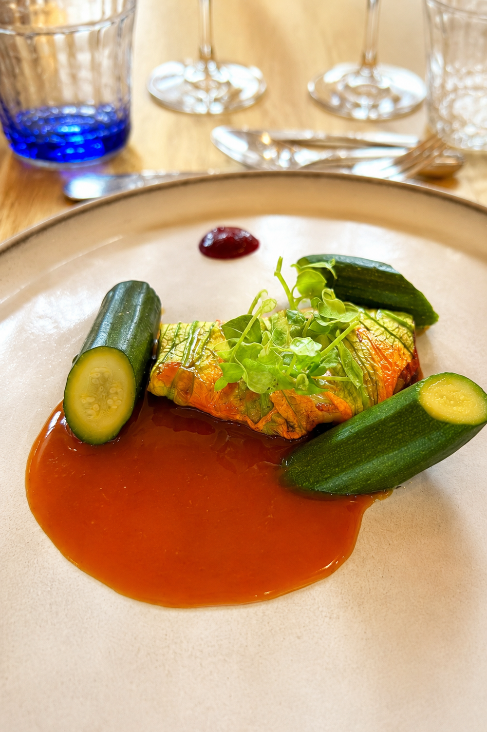 Tasting menu and pairings (3 glasses)